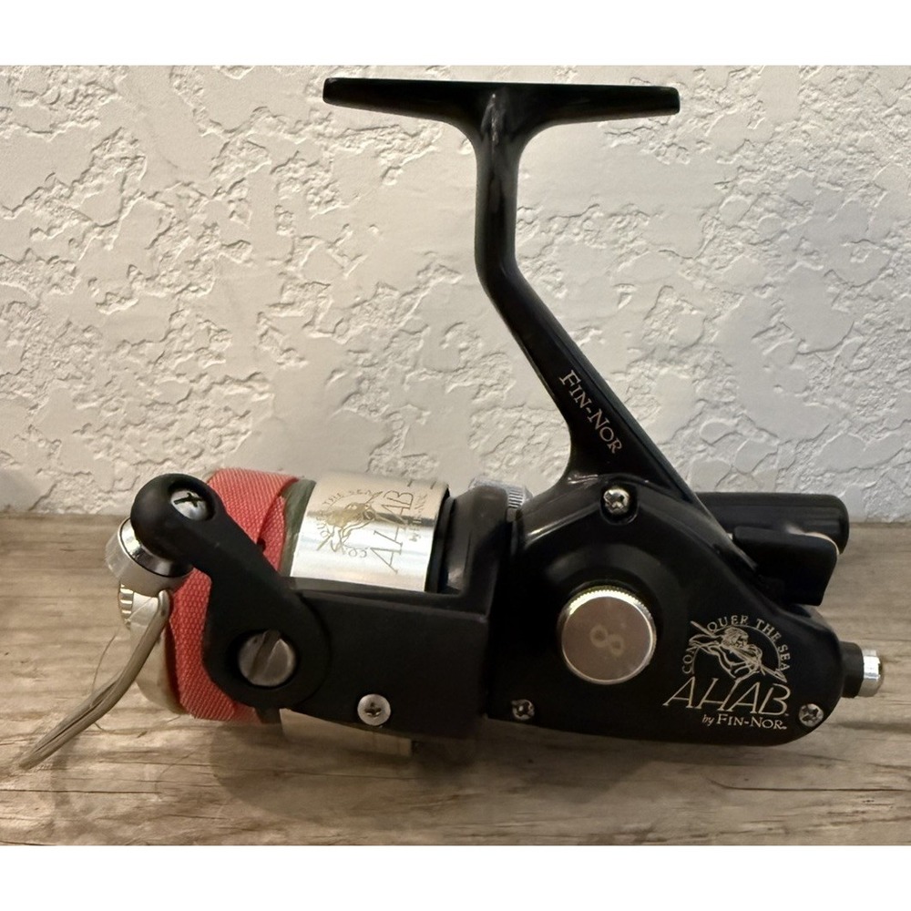 Fin Nor AHAB 8 Fishing Reel Saltwater Spinning Reel Black Silver Vintage